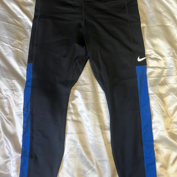 Bundle of leggings - Picture 2 of 7